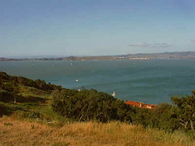 nbayview.jpg (80165 bytes)